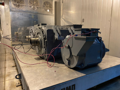 Проверка электрической прочности изоляции тягового двигателя 2 1.png